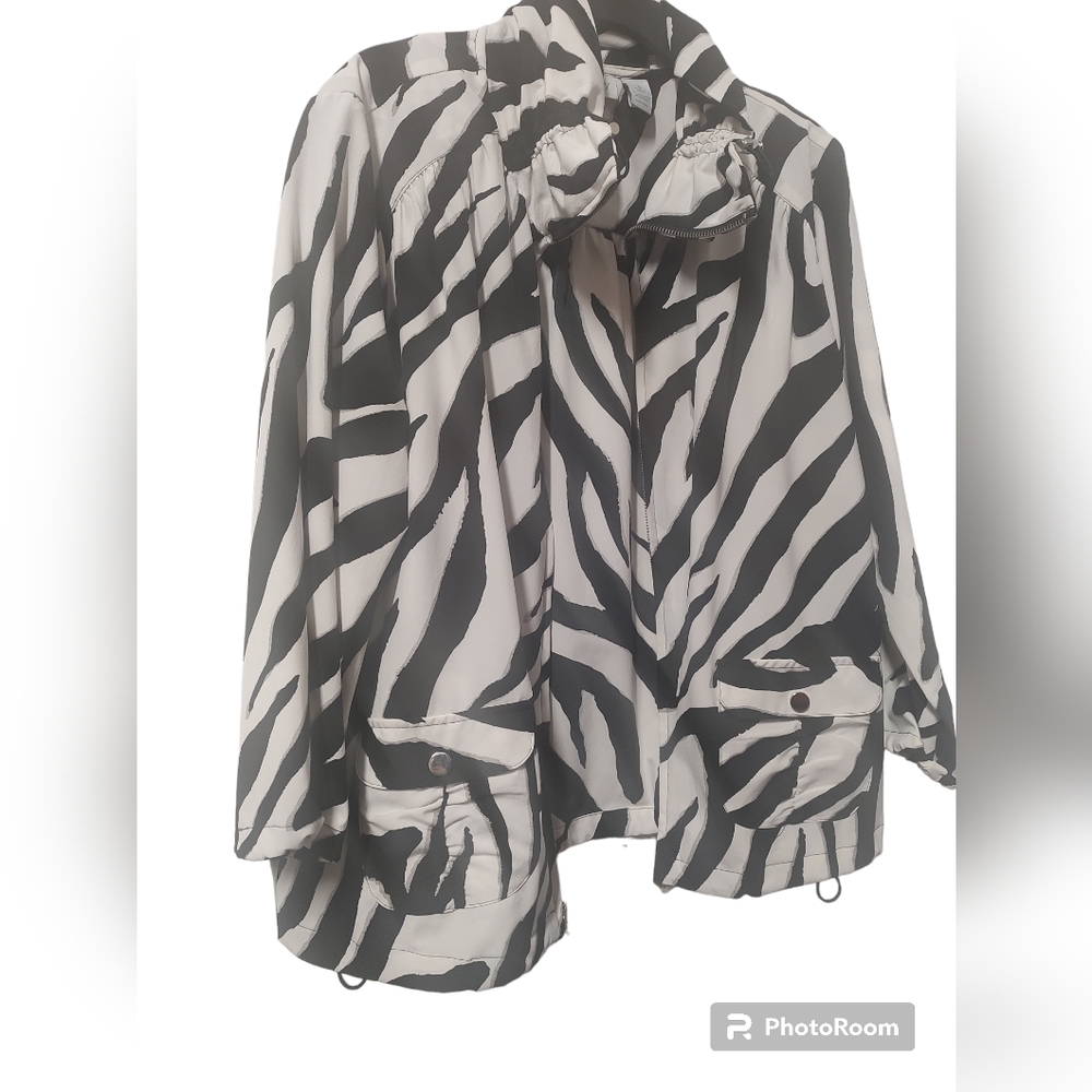 Chico's Zenergy Zebra Print Jacket